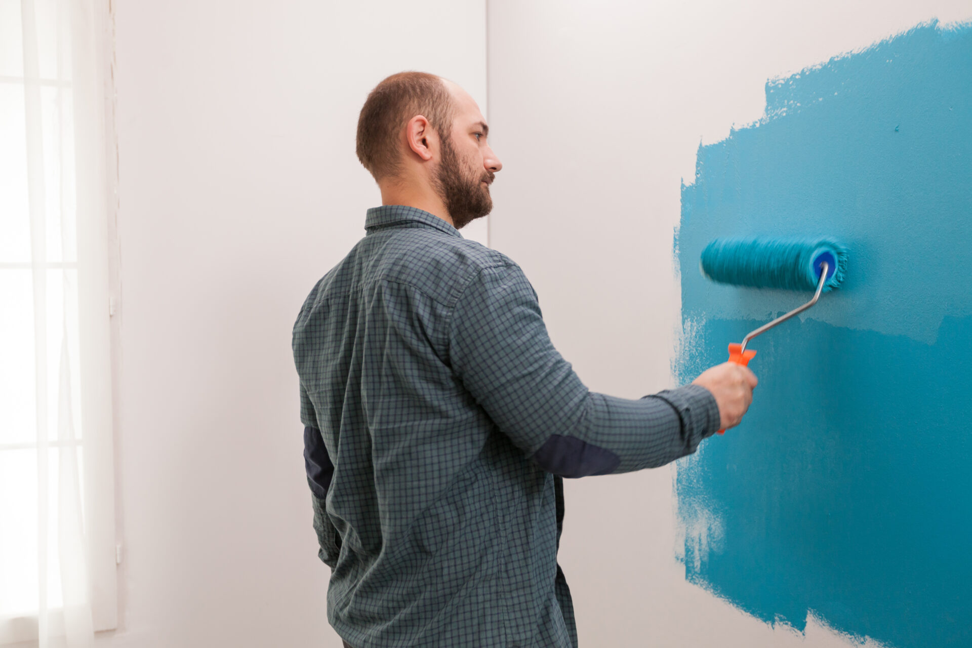 Painting apartment wall